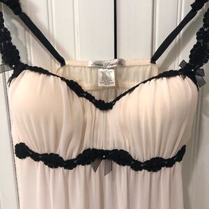 NWT Linea Donatella - Cream and Black Lace - 2-Piece Set